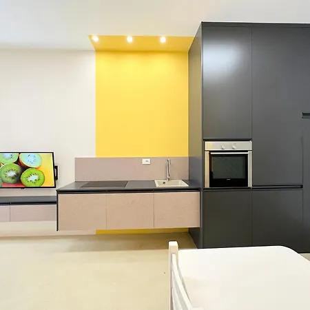 By The Sea - Hbs Appartement Golem (Tirana)