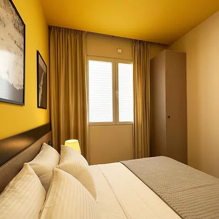 By The Sea - Hbs Appartement Golem (Tirana)